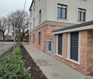 ILFORD  1  TÉGLABURKOLAT